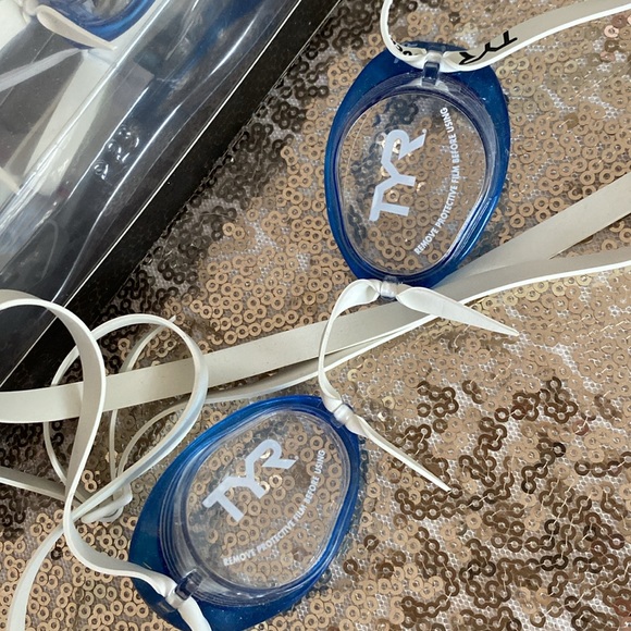 NEW Goggles - Picture 2 of 6